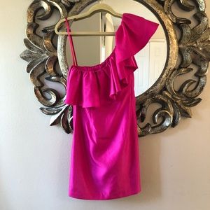 NWT Ruffled One Shoulder Dress